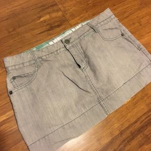 Light jean skirt
